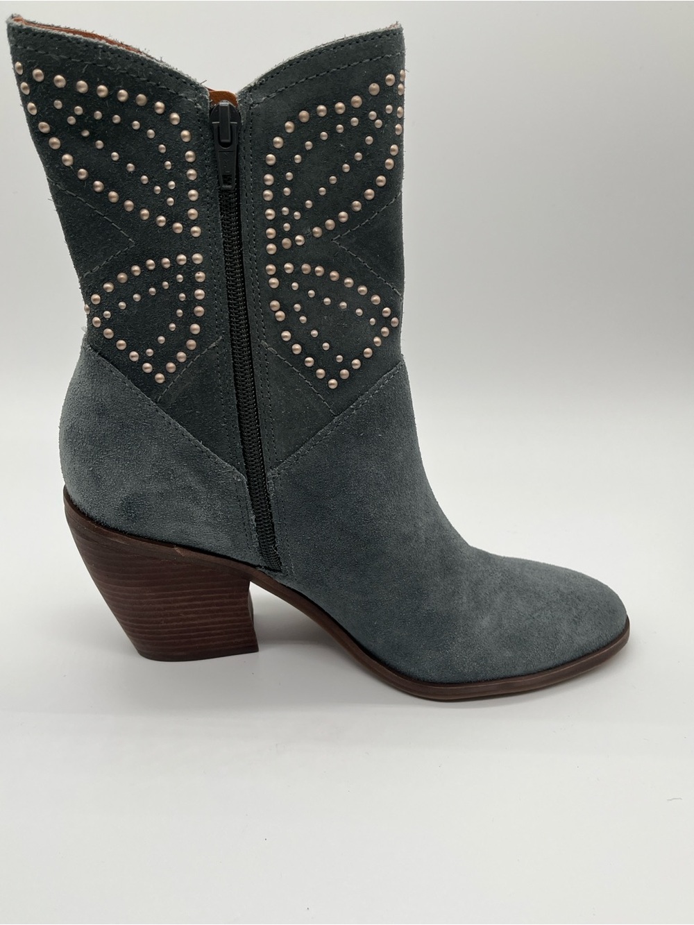 Lucky Brand Lakelon western booties size 8M. Blue grey suede with stud detailing - Picture 7 of 12